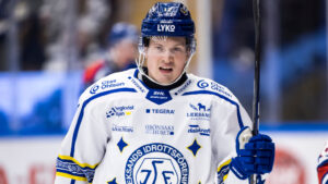 Klart: Linus Andersson stannar i KooKoo