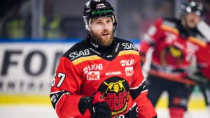 Linus Omark förlänger kontraktet med Genève-Servette