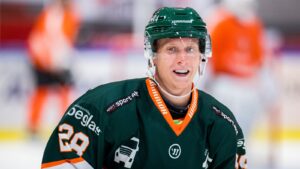 Kristianstad avgjorde tät match mot HV 71 i tredje perioden