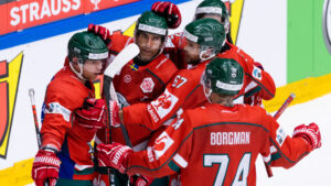 Joel Lundqvist tvåmålsskytt – Frölunda vinner över Straubing