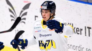 Måns Lindbäck gjorde två mål när HV 71 vann mot Vita Hästen