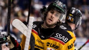 Mario Kempe tvingas stå över mötet med HV71: “Det suger”