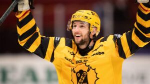 GLÄDJEBESKEDET: Melker Karlsson gör comeback