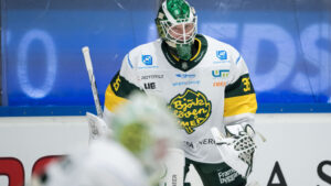 Melker Thelin får sin första start i Hockeyallsvenskan