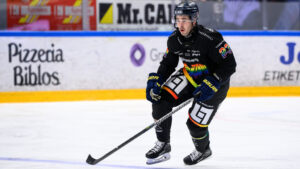 Nick Shore skriver try out-kontrakt med Carolina Hurricanes