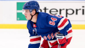 Nils Lundkvist sätter sitt första AHL-mål för Hartford Wolf Pack