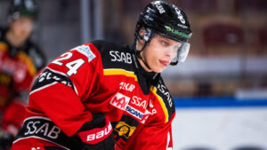 Oscar Tellström klar för Mariestad i Hockeyettan