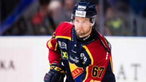 Peter Holland skriver AHL-kontrakt med Colorado Eagles