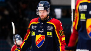 Iserlohn Roosters ryktas värva forwarden Peter Holland