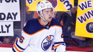 Uppgifter: Philip Broberg kan trejdas bort från Edmonton Oilers