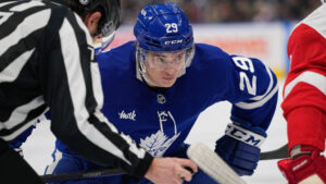 Pontus Holmberg får lämna Toronto Maple Leafs – skickas till AHL