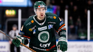 HOCKEYALLSVENSKAN: Robin Carlsson uppges klar för Västervik