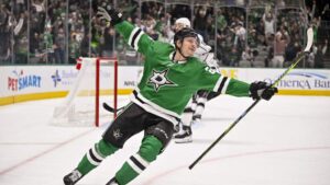 Roope Hintz skriver jättekontrakt med Dallas Stars