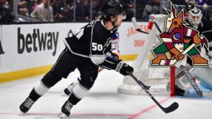 Los Angeles Kings trejdar Sean Durzi till Arizona Coyotes