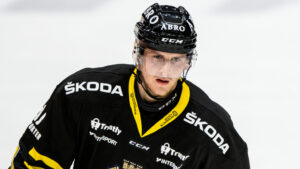 Simon Fernholm debuterar för Västerås