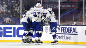 Tampa Bay Lightning vinner Stadium Series över Nashville Predators