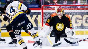 Brynäs nya skadesmäll: Tomi Karhunen skadad