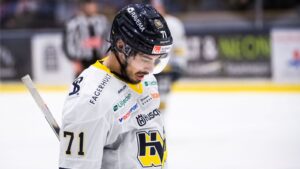 Västervik sköt upp HV 71:s guldfest