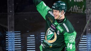 Fyra raka segrar för Färjestad – efter 4-3 mot Växjö