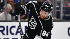 Vladislav Gavrikov skriver tvåårskontrakt med Los Angeles Kings