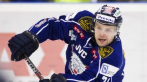 Forne SHL-stjärnan spelar vidare – 42 år gammal