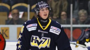 Nu får HV71 sin efterlängtade stjärnback: ”Otroligt härlig känsla”