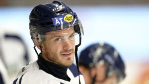 Förre SHL-målkungen avslutar karriären