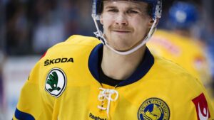 Med på uppvärmning – men comebacken ser ut att dröja för HV71:s prestigevärvning