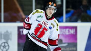 Tidigare Örebrobacken lämnar sin KHL-klubb