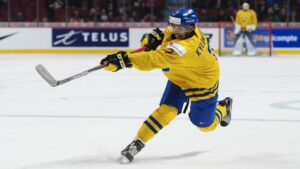 Hockey på TV idag: Bronsjakt i Montreal och slaget om Småland