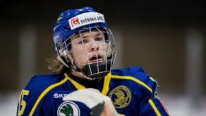 Ratades på draften – nu får svensken visa upp sig på NHL-camp