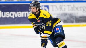 SDHL-SVEPET: Stjärnan blev hattrickhjälte – har varit inblandad i alla lagets mål