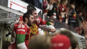 Dumpades av Mora – nu uppges kvalhjälten vara klar för spel i HockeyAllsvenskan