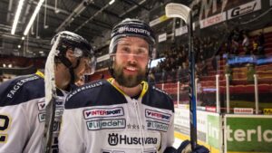 Tungt besked för HV71: ”Han kommer att vara borta ett tag”