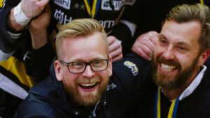 Förde HV71 till SM-guldet – nu får de nya kontrakt