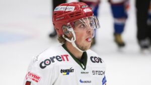 Han ersätter Rasmus Dahlin i Juniorkronorna