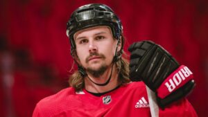 Erik Karlsson stannar – åtminstone ett tag till: ”Vi kommer göra allt”