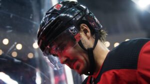 Svensken gjorde comeback efter nästan tre månader – hjälpte Devils till reducering