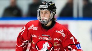 Efter tuffa säsongen – nu får han nytt förtroende i Hockeyallsvenskan