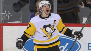 Missat de tre senaste matcherna – i natt gör Crosby comeback