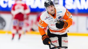 Lämnar KHK – ser ut att stanna i SHL – ”Han vill och vi vill”