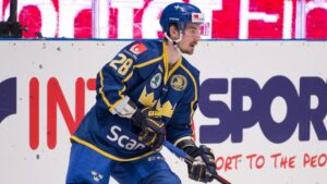 SHL får vänta – stjärnbacken stannar utomlands