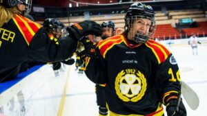 Vann assistligan – nu förlänger hon med Brynäs