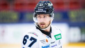 Efter 358 allsvenska matcher – kliver ner i Hockeyettan