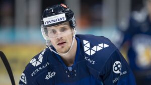 Förre SHL-stjärnan skriver nytt NHL-kontrakt