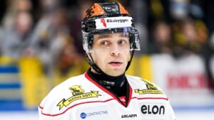 Örebro bryter med sin finska forward