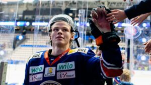 SHL-debuterade under säsongen – kliver ned i Hockeyettan