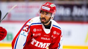 Över 500 matcher med Timrå – följer med upp i SHL