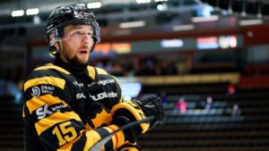 Slår till i SHL-comebacken – efter mer än sex år i NHL