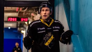 Poängkungen stannar i AIK: ”Vill ha revansch”